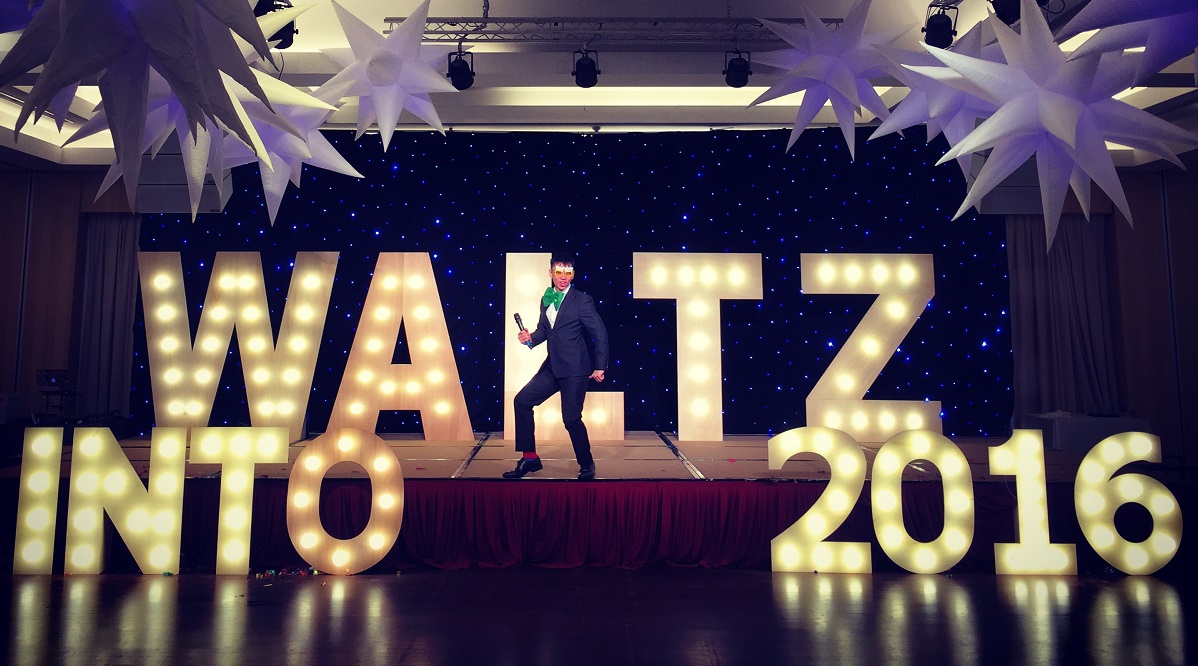 Waltz into 2016 with Singapore Emcee Lester Leo