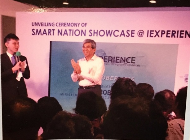 IDA-Smart-Nation-Showcase-launch-of-iExperience-with-Emcee-Lester-Leo-1024x1024