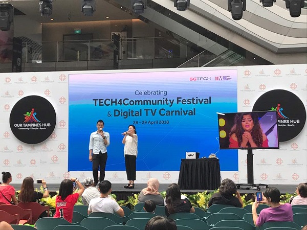 tech4community festival and digital tv carnival hosted by emcee lester with mediacorp celebrity xiang yun