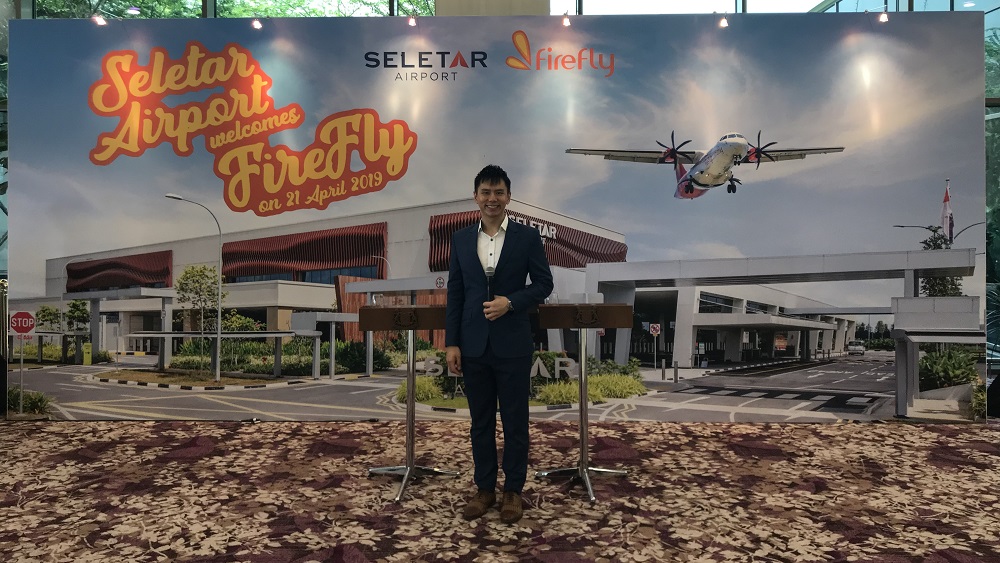 Firefly inaugural flight Subang to Seletar Airport - Emcee Lester