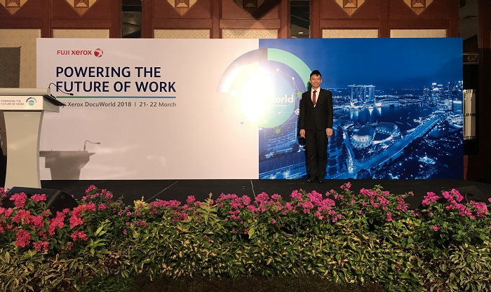 business event - moderator lester leo singapore