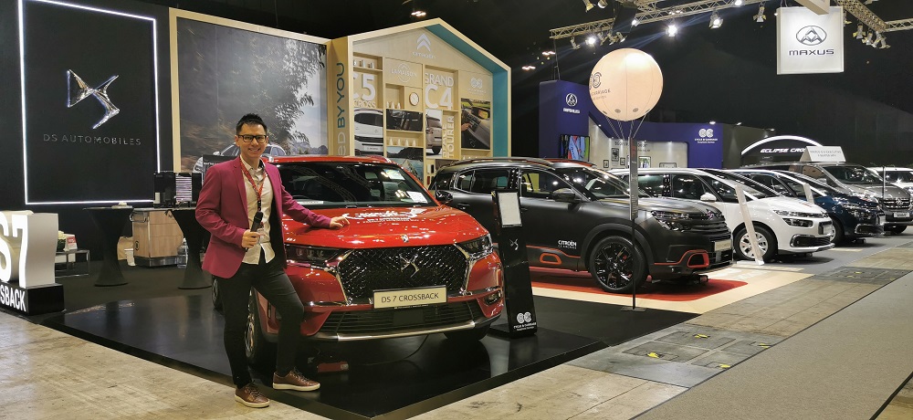 Singapore Motor Show car event emcee lester - DS automobile
